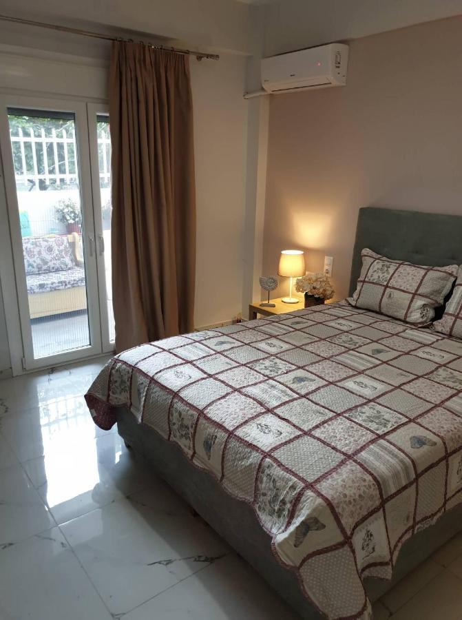 Eytyhias Yard Apartments In Poros Poros Town Екстериор снимка