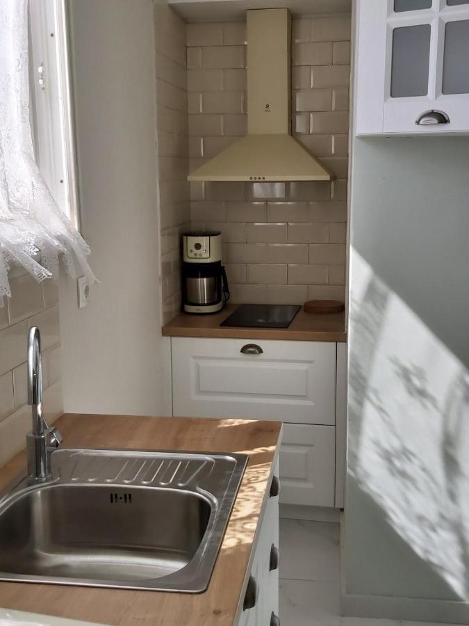 Eytyhias Yard Apartments In Poros Poros Town Екстериор снимка